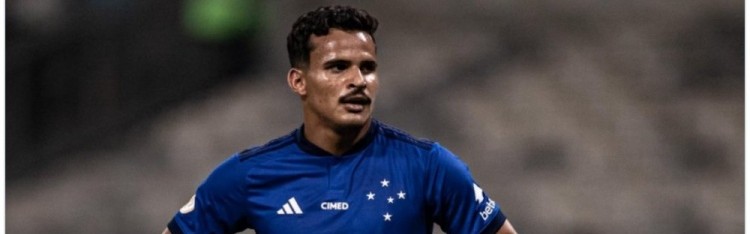 开云电竞海外平台-罗马诺：科莫700万欧+浮动报价巴西边卫凯基，克鲁塞罗要1500万欧