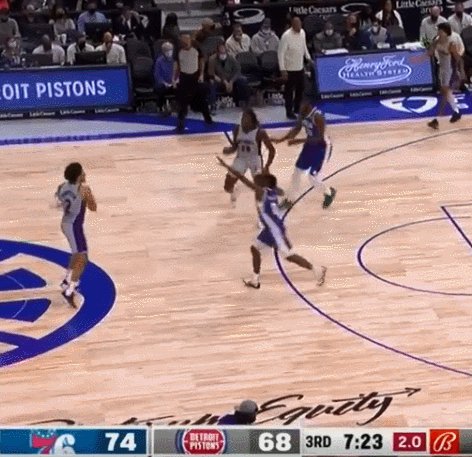 1636079153983077936.gif 1.gif